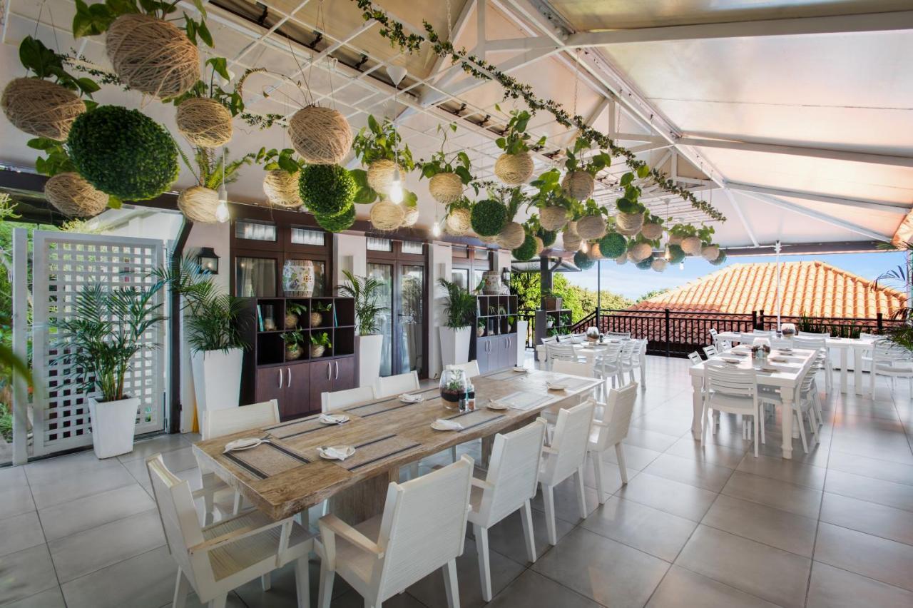 ホテル The Capital Zimbali バリート エクステリア 写真 The restaurant