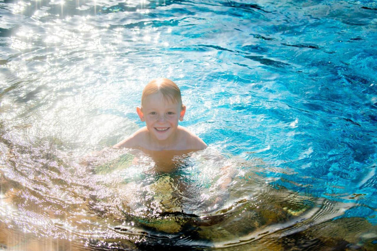 ホテル The Capital Zimbali バリート エクステリア 写真 Swimming