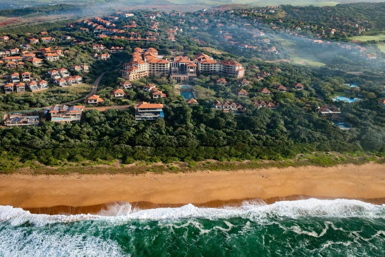 ホテル The Capital Zimbali バリート エクステリア 写真 Aerial view of the village